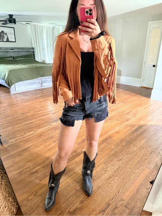 Trendy Queen Jackets & Blazers - Trendy Queen Tan Suede Fringe Jacket Western Concert Outfit
